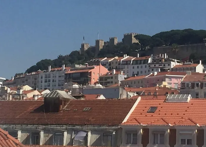 Baixa/chiado View Castle Апартаменти *